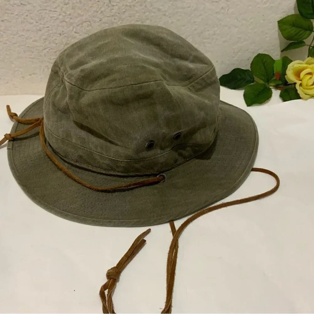 Orvis Unisex Bucket Hat one size with strap